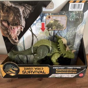 Mattel Jurassic World Survival Kosmoceratops Head-Striking Action Figure